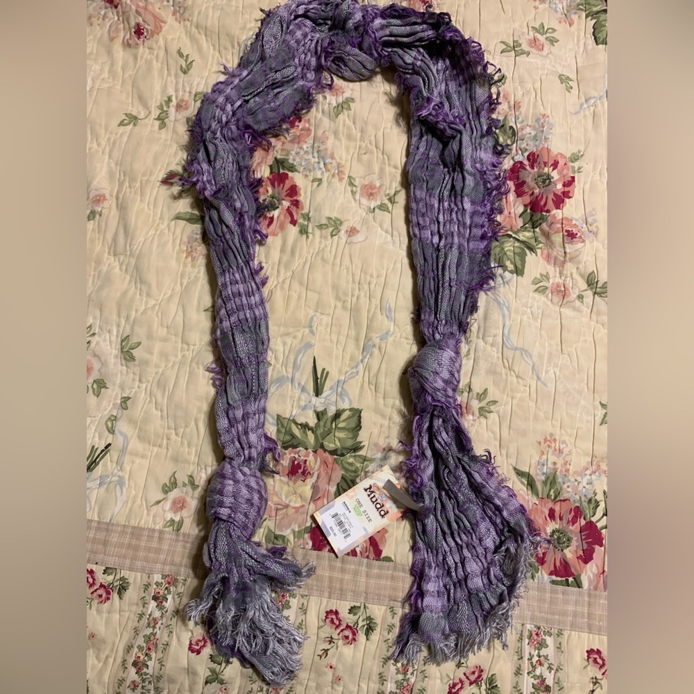NWT MUDD Scarf